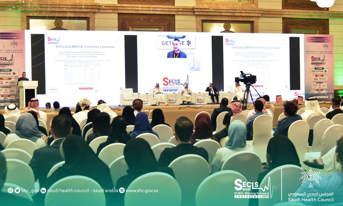 SHC_GOV's tweet photo. نيابةً عن معالي وزير الصحة رئيس #المجلس_الصحي_السعودي الأستاذ فهد الجلاجل؛ افتتح الأمين العام للمجلس الصحي السعودي د. نهار العازمي أعمال المؤتمر السعودي لدعم الحياة بالأكسجة الغشائية خارج الجسم #ECMO بمشاركة أكثر من ٥٠ متحدثاً محلياً ودولياً متخصصاً في هذا المجال. https://t.co/AKEVXRBAPj