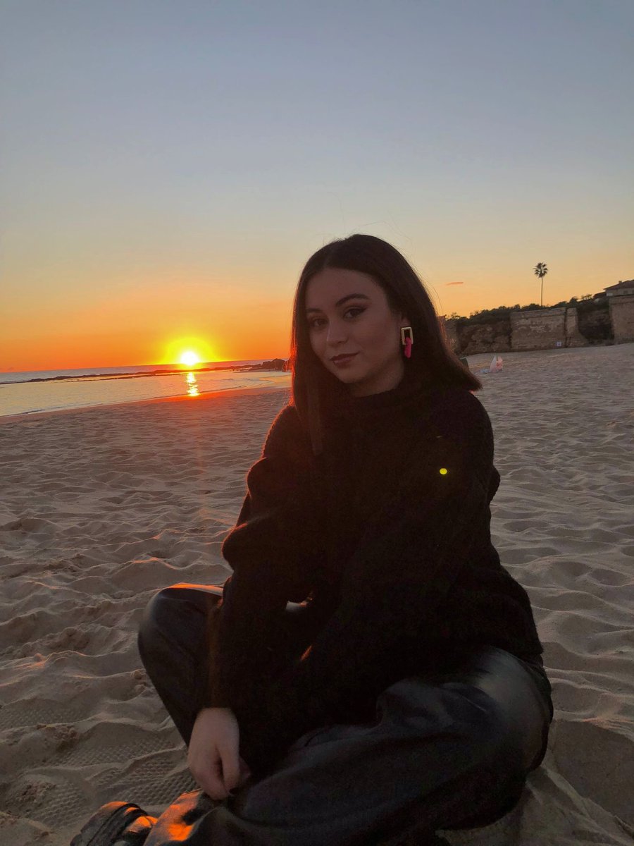 Mariagg_115's tweet photo. El atardecer de ayer fue muy bonito 🧡🌻 https://t.co/zGK5bwhJdq
