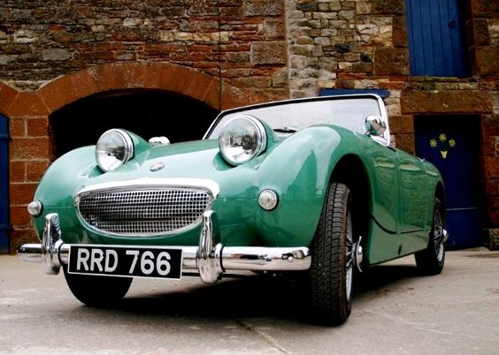 The #AustinHealey '#Frogeye/#Bugeye' #Sprite of the #1950s/#1960s & #1970s is the most #smiley faced #car ever