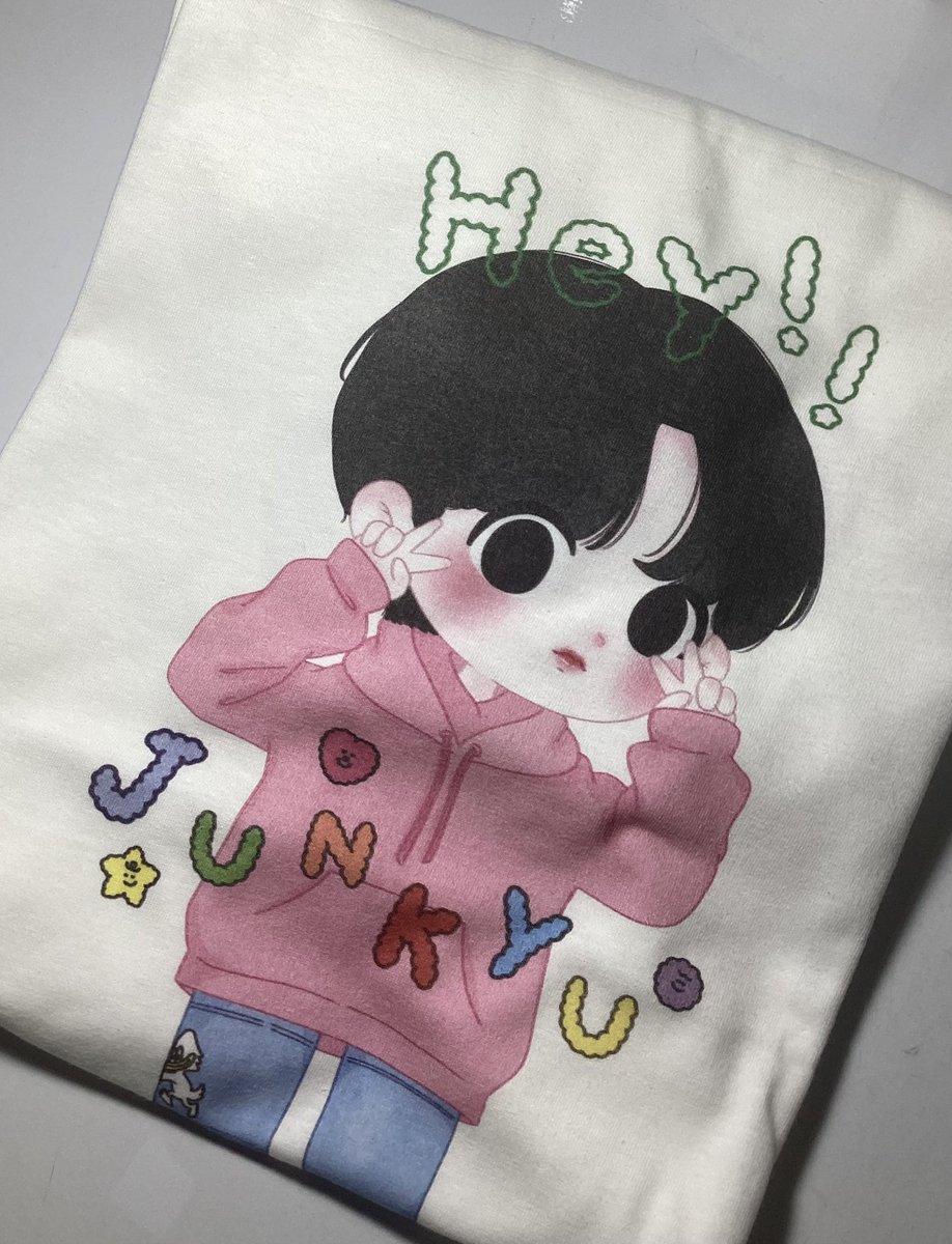 ppiglet_tt's tweet image. แจกเสื้อลายจุนกยู สุ่มจากรี !! 
#ตลาดนัดtreasure #ตลาดนัดเด็กสมบัติ #JUNKYU #จุนกยู