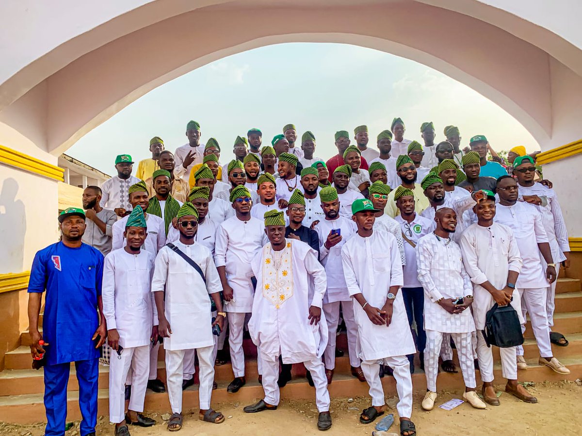With members of the 2005 class set at the congress and luncheon events. 
Baptist Boys' High School 100th anniversary.
