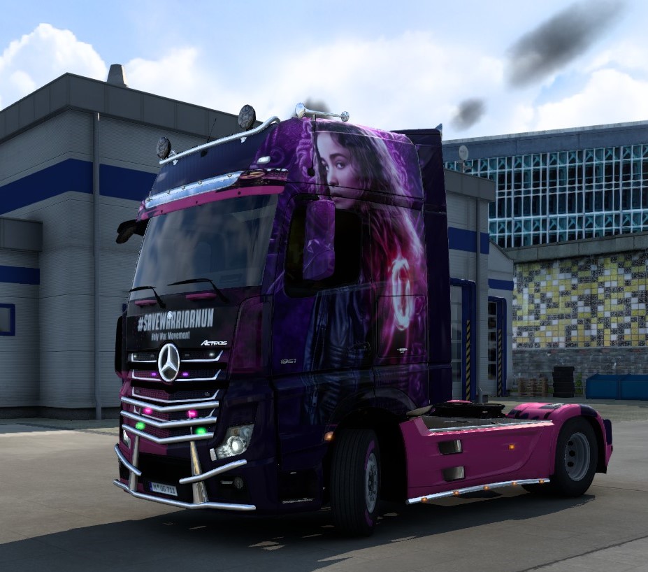 cophineblack's tweet photo. Truck is ready, let's go! 🚛

HOLY WAR MOVEMENT
#SaveWarriorNun #WarriorNun https://t.co/3SfOUzKPsQ