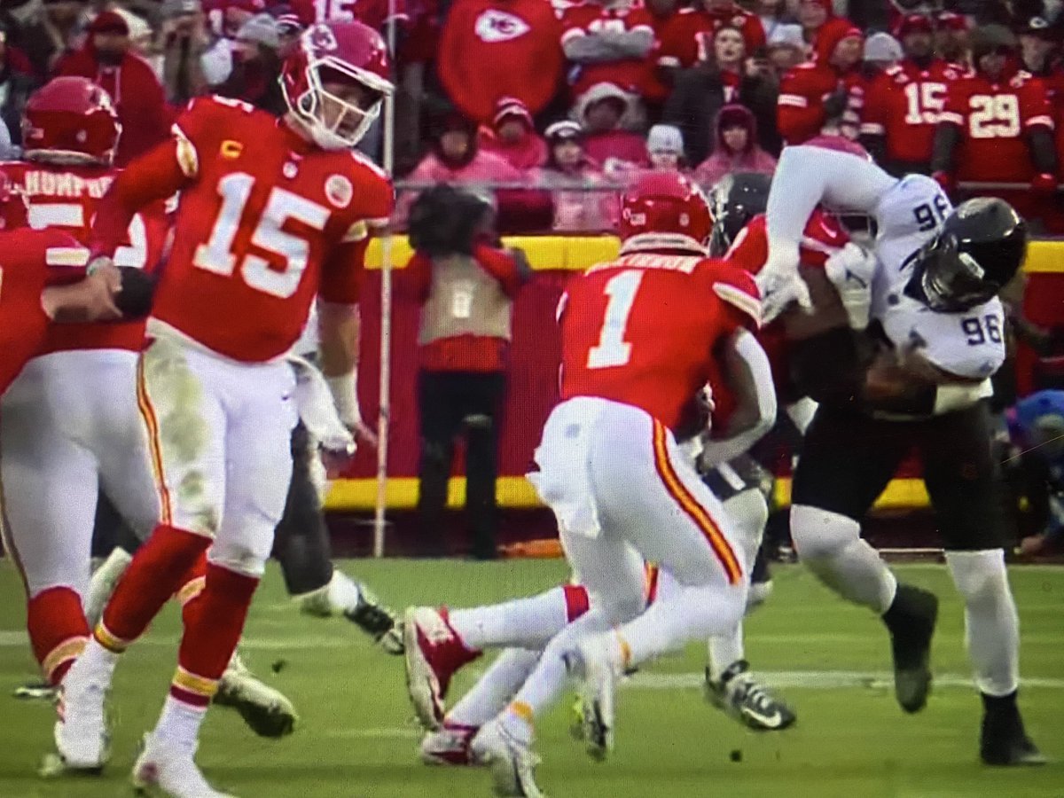 DuuuvalVA on Twitter "What is holding? Illegal man downfield?"