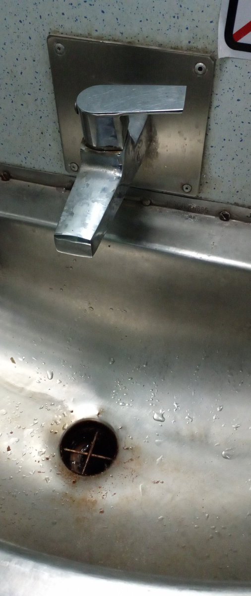 BrijkumarRajput's tweet photo. @RailwaySeva @RailMinIndia @RailwayNorthern train number 147230 coach number S3 seat number 72  aide, water in not coming, so kindly look in to thia. Help for refil water in s3 coach - (Brij Kumar PNR Number-2354530644) https://t.co/wUIqLfChCa