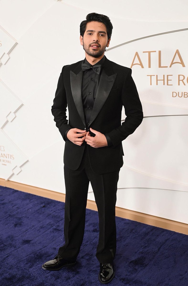 ARMAAN ✦ tweet media