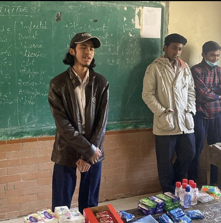 pwandbh's tweet photo. School visit for Clean Water awareness and distributing prizes for students who participated in various QnAs and Naat khwani.
Govt Baldia Boys Secondary School J Area Korangi 5

#schoolvisit #awareness #moments #students https://t.co/iwXL4AepKO