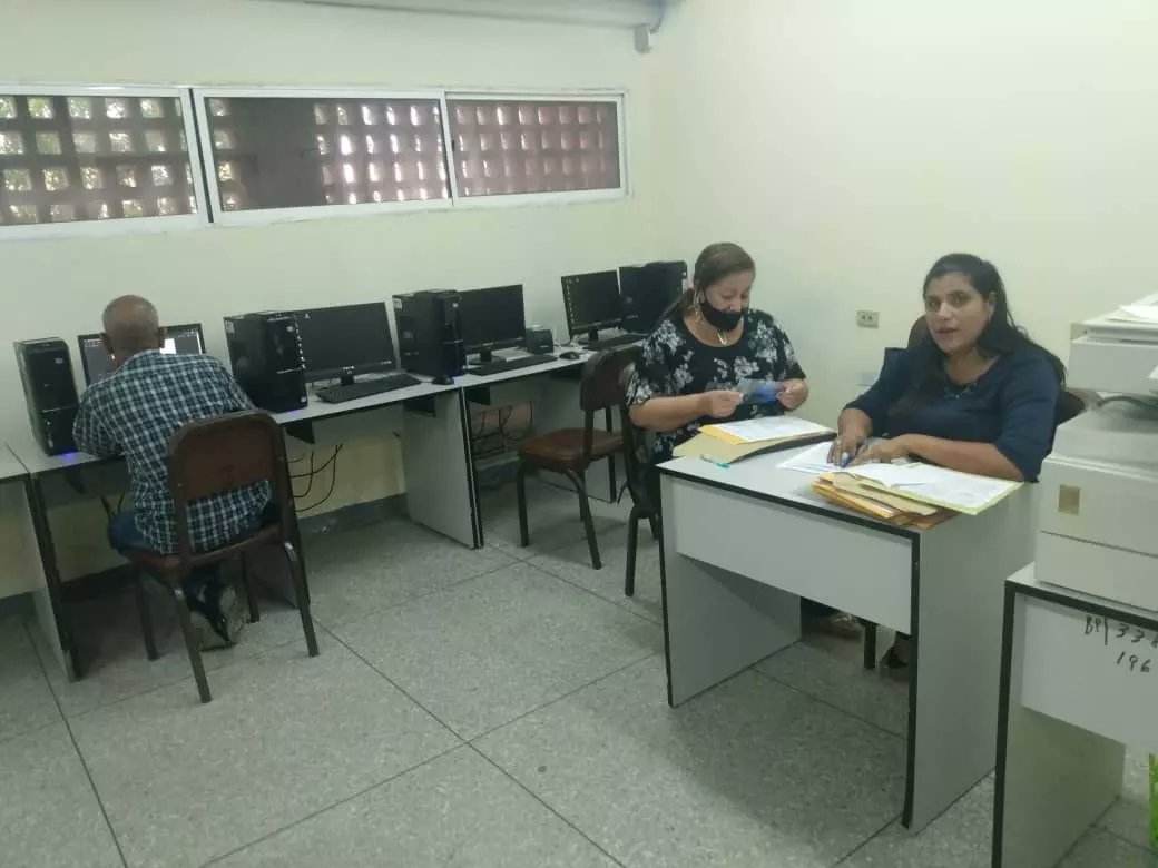 uptmaoficial's tweet photo. Como parte de un lineamiento emanado de la Vicerrectoría Académica de la UPTMA esta semana inició el proceso de revisión  de proyectos por parte de los tutores y asesores. https://t.co/uH5S0ruXfj