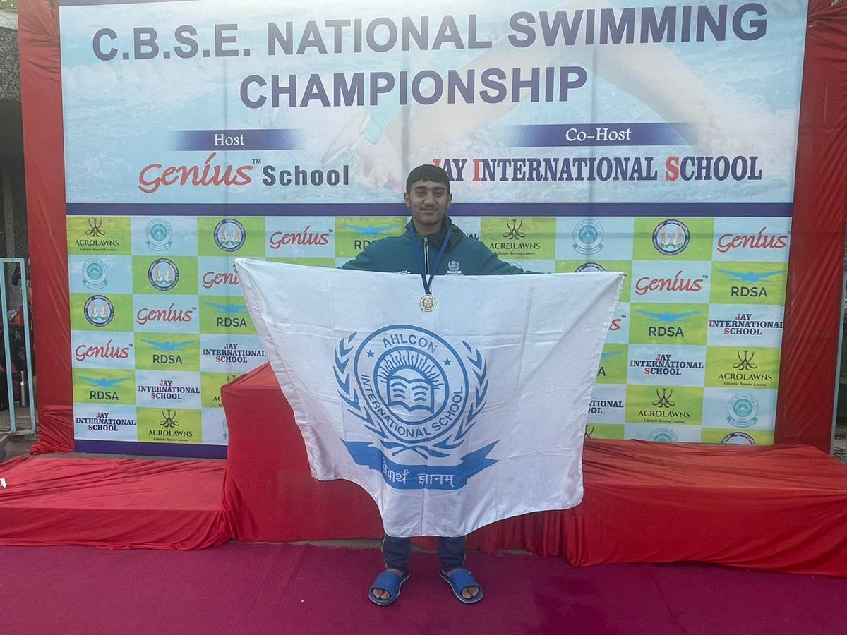 y_sanjay's tweet photo. Heartiest congratulations Shubham Chaudhary
For Silver in 50m Breaststroke Boys Under 14 in CBSE Nationals. Congratulations to Unnati Garg, Ahana Singh, 
Namit Modi and Atisay Jain for participating in CBSE Nationals. Compliments to mentors, parents and coaches. @sdg4all https://t.co/GQd1QTeyf2