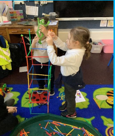 MBrookprimary's tweet photo. We LOVE to learn in Reception! We can learn independently, with an adult or with other children. #MBstars #eyfs #earlyyears #receptionlearning https://t.co/6NmRJ7CtkN