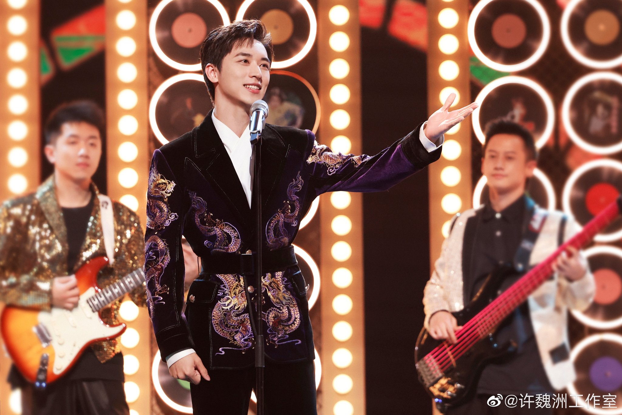 timmy xu weizhou (@xtimeofmylife2) / X