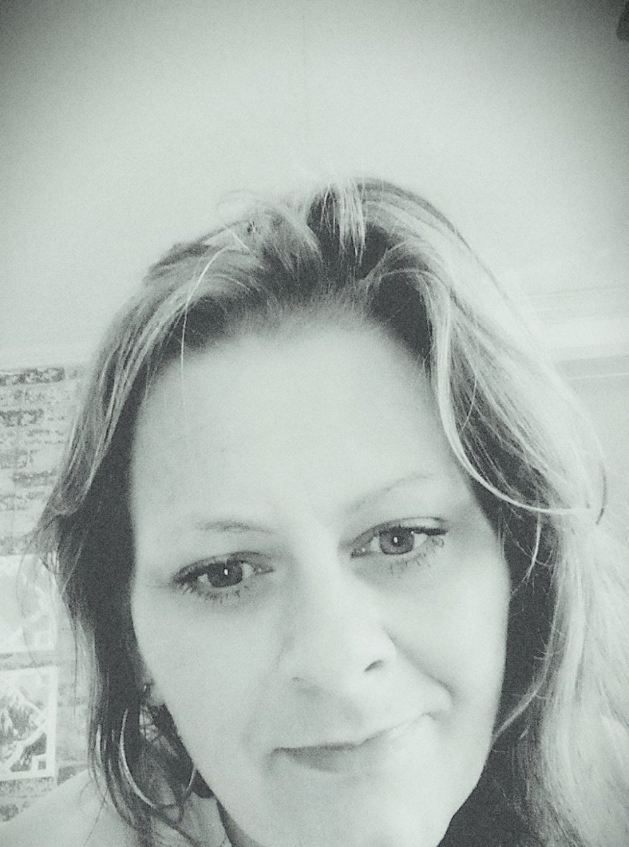 Love the app called beauty camera it's got all kinds of different things to use and play around with you should try it you'll love it