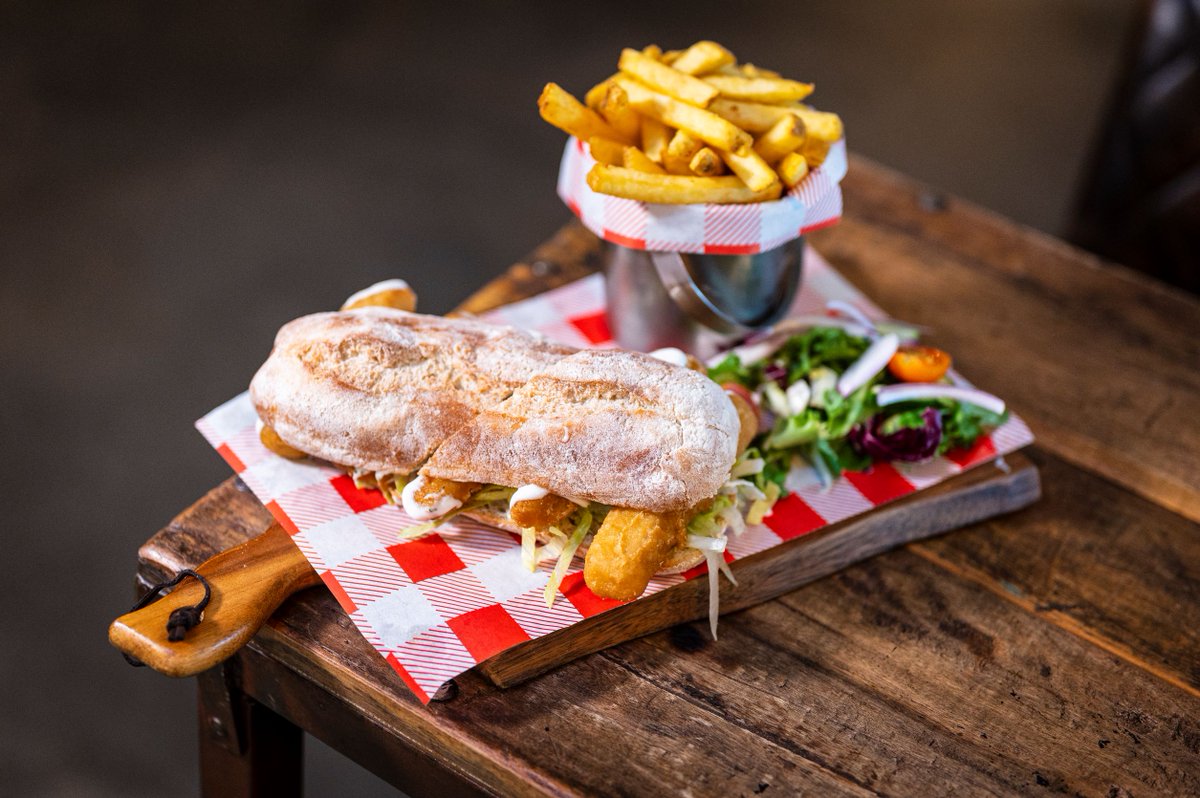 HennesseysBrum's tweet photo. Just a reminder that all this and more can be enjoyed for half price every Moday to Thursday every week here
#halfpricefood #digbeth #birmingham https://t.co/ywgyUYmeEd