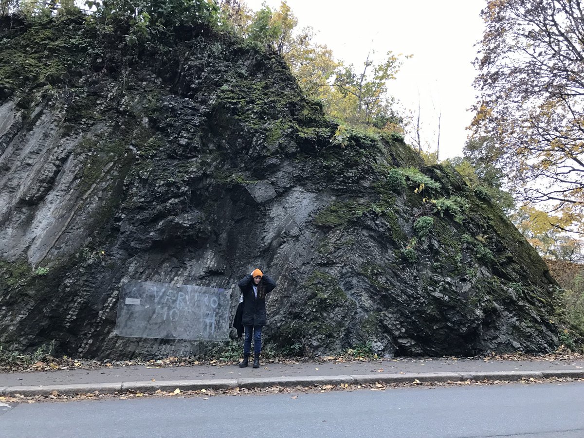 andreaprezd's tweet photo. Los pliegues que te encuentras casualmente paseando por Oslo✨ https://t.co/jKTKYRAFxJ