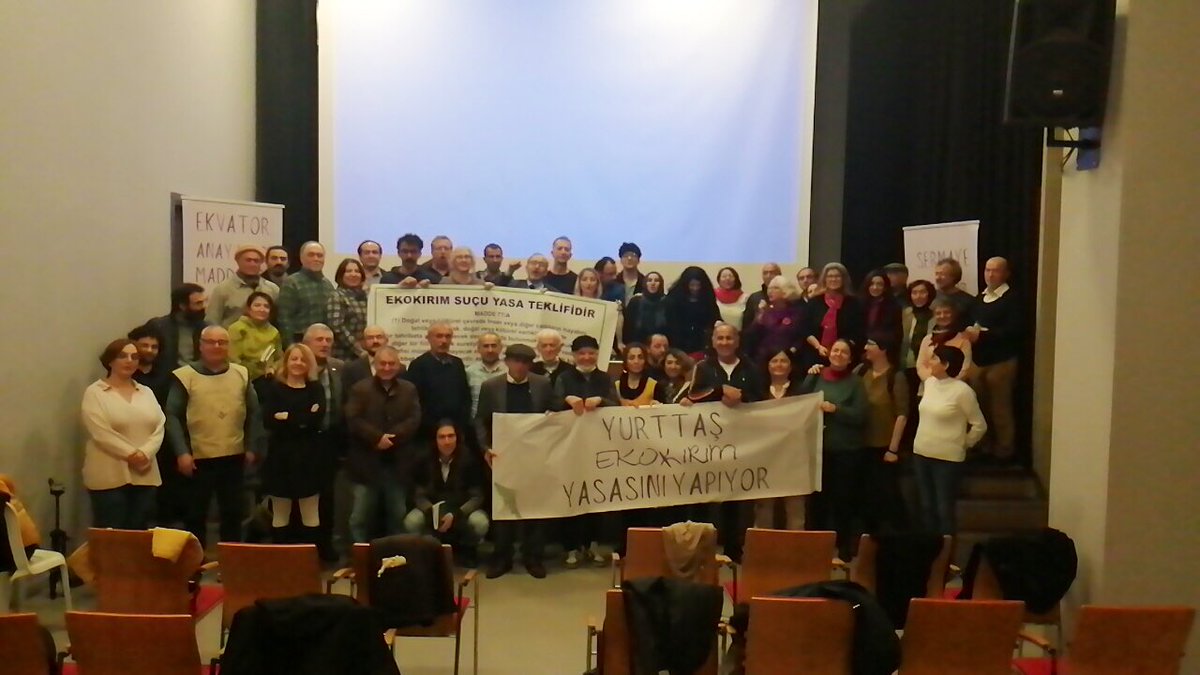 iklimadaletiko's tweet photo. Yurttaşlar, Ekokırım Yasasının startını verdi! 

Şimdi doğanın hakları için dört bir yanda imza kampanyasını sürdürecek, ekokırımın bir suç olarak tanınması için mücadelemizi büyüteceğiz. 

Bu daha başlangıç! 

#Ekokırım https://t.co/XfGCU7vFLx