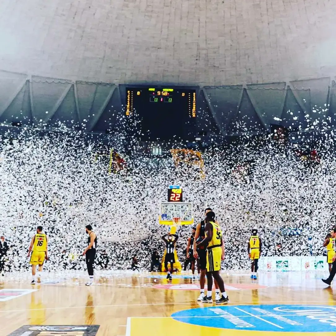 Eurohoops on X: "No matter what, the Aris-PAOK games in the Greek league  remain a spectacle https://t.co/iUNcCiBH8F" / X