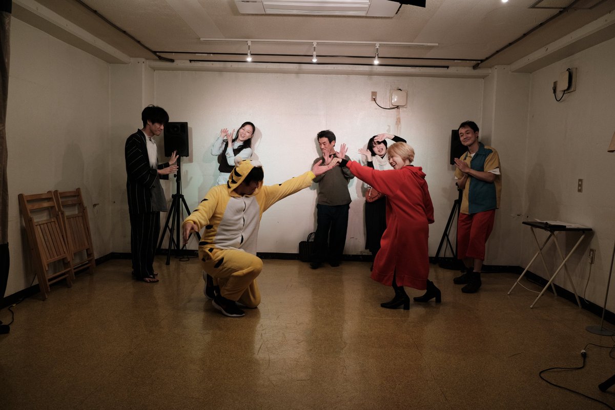 salty_rock's tweet photo. #saltyrock #OP69
1月22日をもちまして配信期間を終わり、これにて全てのイベントが終了です!
ご来場、ご視聴、ご声援、誠にありがとうございました!
最後のダンスと……ありがとうございました!な神野さん。
またどこかの劇場でお会いしましょう!
舞台写真:小峯 維斗さん @NekoDaisuki0819 https://t.co/dnAO7U01YL