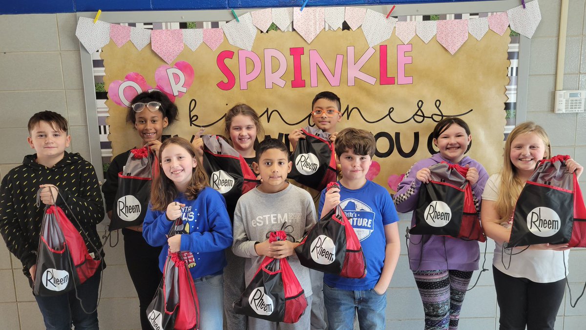 dawnmchildress's tweet photo. We are so thankful for our partnership with @rheem! They sponsored our Orr Robotics Team this year and made them feel so valued! They are our Partners In Education at Orr and do so much for our students and staff! Thank you, Rheem Team! #OrrTeam #OrrSEAStheDay https://t.co/kPHdGxzCHn