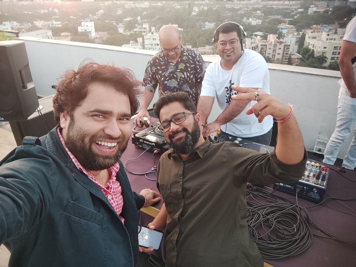 bernarddsa's tweet image. Zo Zo @BLRxZo
@BhandEth @dvcoolster
#web3 #web3community #web3living

Let the music play 🎶