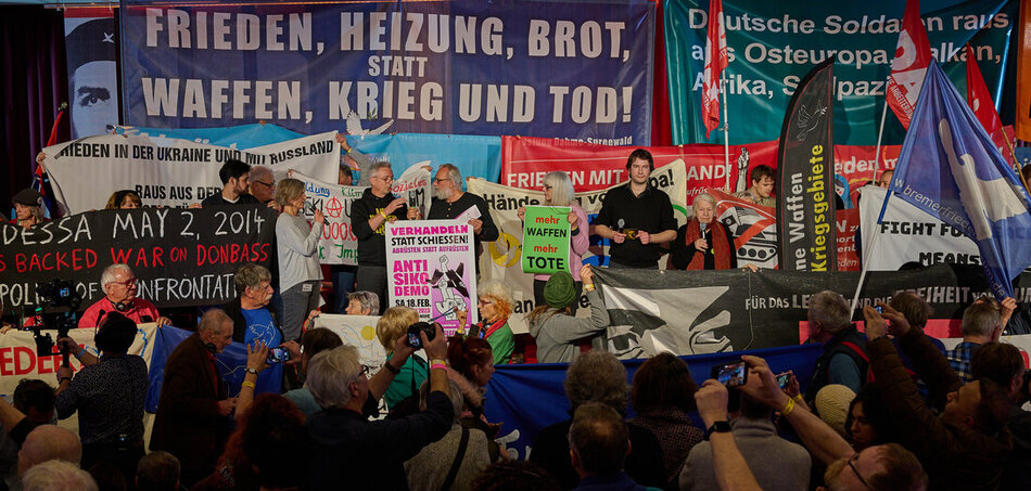 jungewelt's tweet photo. Die Internationale Rosa-Luxemburg-Konferenz war ein starker Auftakt für das Jahr 2023. Mehr als 3.000 Menschen beteiligten sich an den Kulturbeiträgen und den politischen Debatten. #rlk23 #FotoReportage #Berlin 

https://t.co/1HxT6tM9K8 https://t.co/l8jVdBLXa2