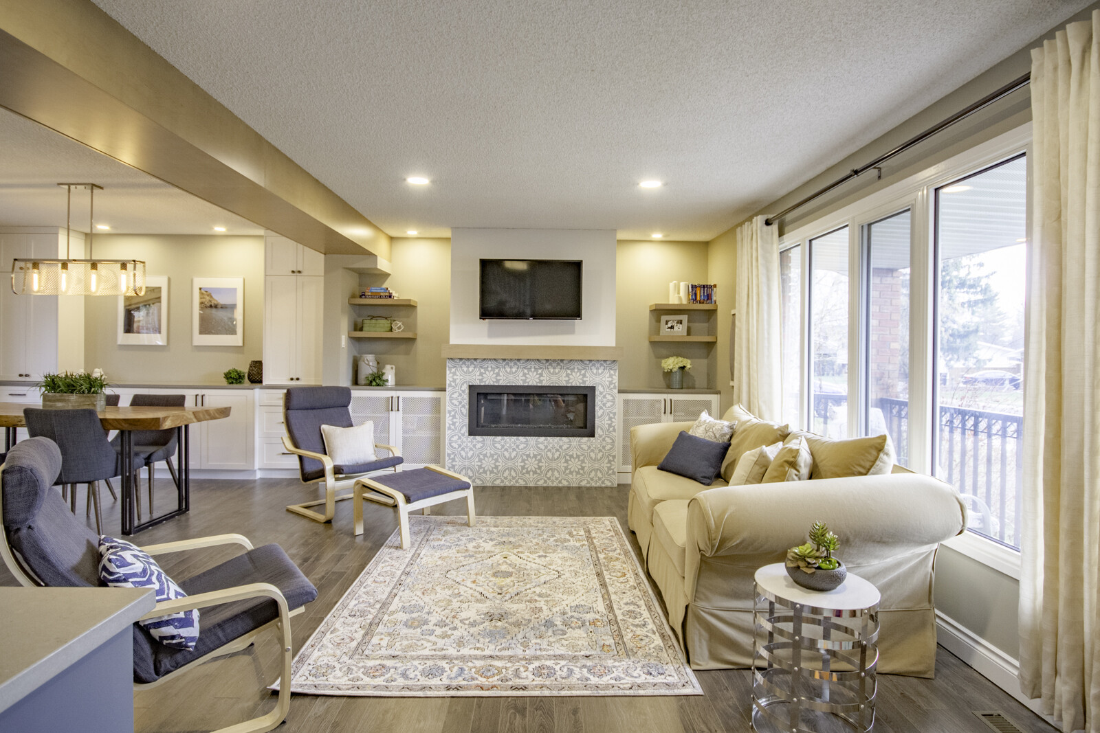 (saskhouses) / Twitter