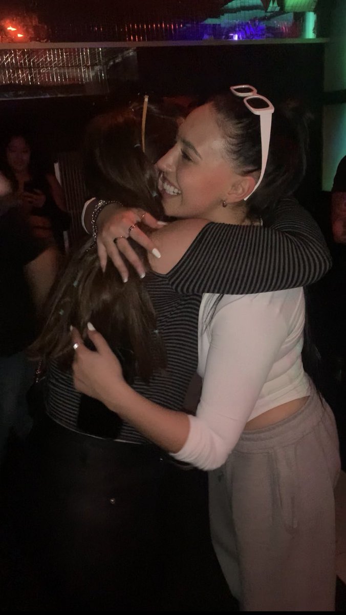 Meryy 💖 tweet media