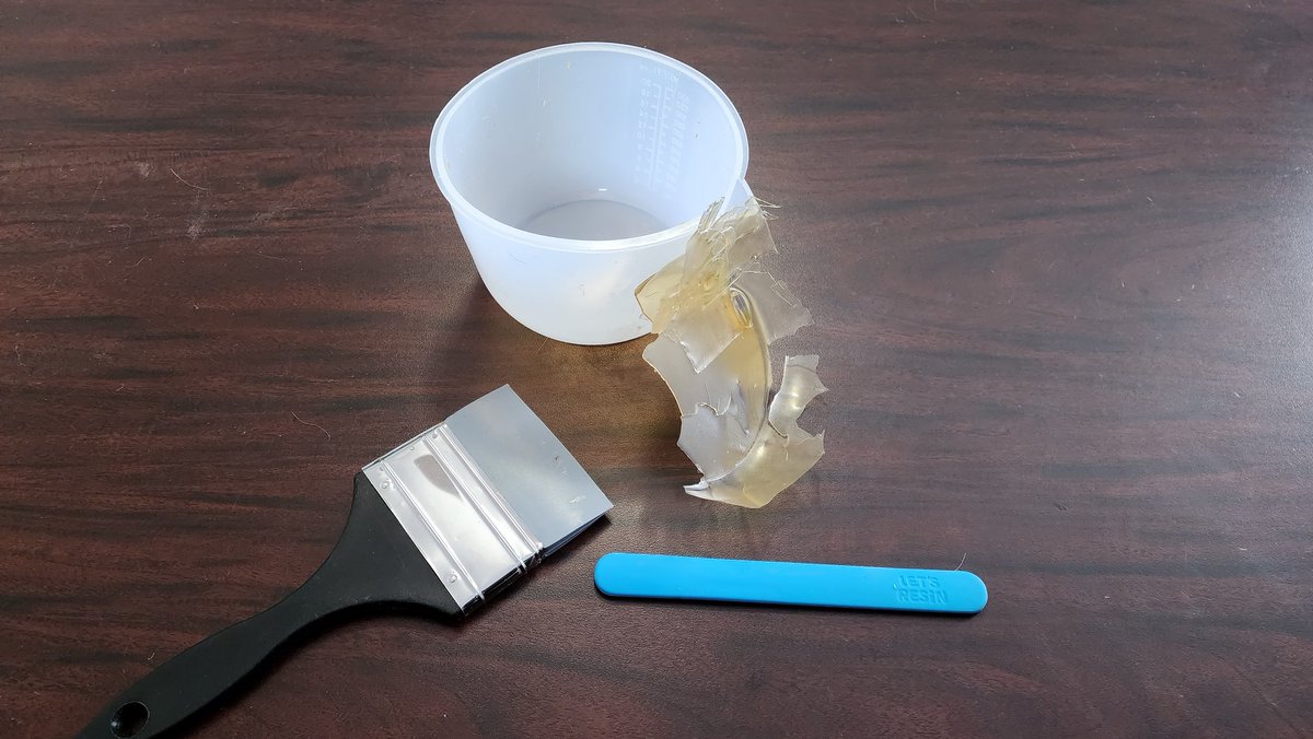 FHolocker's tweet image. If you do any work with resin, the silicone tools are well  worth the price. Easy cleanup. Just let it harden and it pops right off
