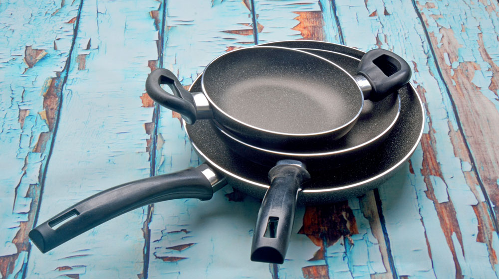 Tips para limpiar teflón fácil y sin accidentes dlvr.it/ShGdlH