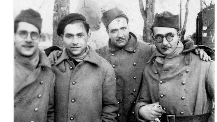 GTDocGrafics's tweet photo. Potser sabeu que Josep Cabrero Arnal va ser el creador del personatge de còmic 'Pif, le chien', però potser el que no sabieu és que va sobreviure 4 anys al camp de Mauthausen.
Ara, en el @museuexili exposen una mostra d'obra original seva 👉https://t.co/r5wUi7kPA3

#DocsGrafics https://t.co/JXZF3WwUBL