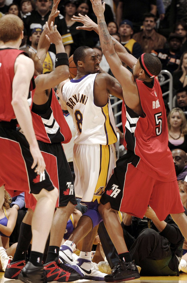 ESPNInsights's tweet photo. On this Date in 2006: Kobe Bryant drops 81 points against the Raptors, second-most in NBA history behind only Wilt Chamberlain’s 100. https://t.co/YEisBzeLc4