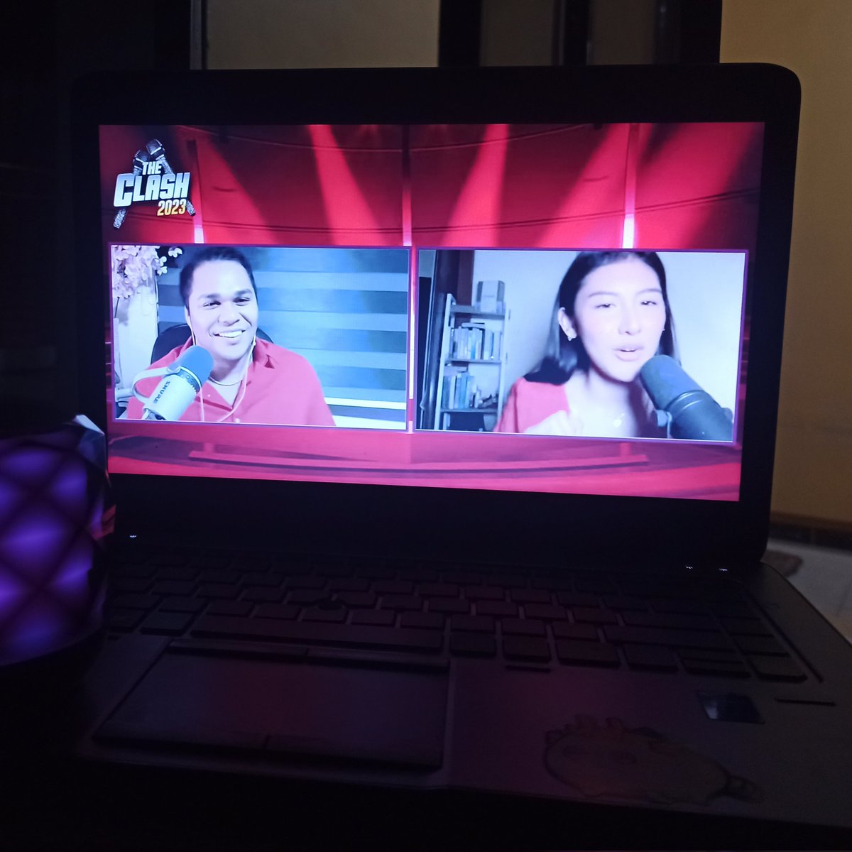 msjolinacruz's tweet photo. Team Live Replay here 😂

Skip ko na dapat to na part pero ang galing nila mag host. Yung after performance gusto ko rin marinig anong opinion ni @theaastley

Looking forward sa next week episode.

First time watching The Clash here 🥰

#TheClash2023
#TheClashUnangSalpukan https://t.co/JIYoBebtOu