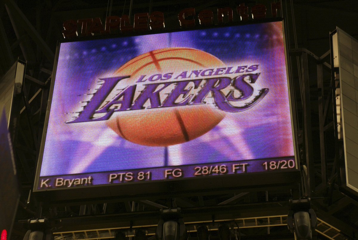 ESPNInsights's tweet photo. On this Date in 2006: Kobe Bryant drops 81 points against the Raptors, second-most in NBA history behind only Wilt Chamberlain’s 100. https://t.co/YEisBzeLc4