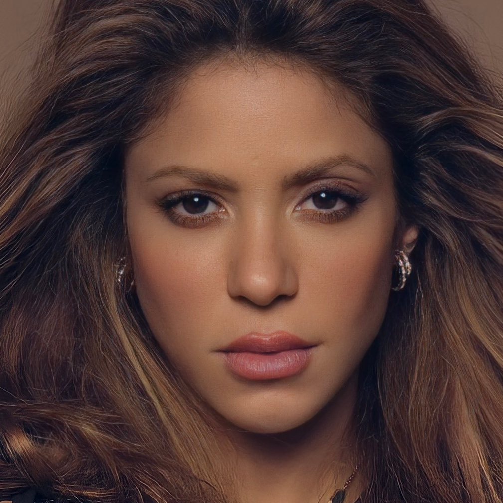 shakirastuff_'s tweet image. For the first time in Spotify history, the Latin artist with the most Spotify Monthly Listeners is a woman.

Shakira reaches a new peak of 68,879,869 Spotify Monthly Listeners (+1,159,931), surpassing Bad Bunny (68.0M) and setting a new record for a Latin artist on the platform.