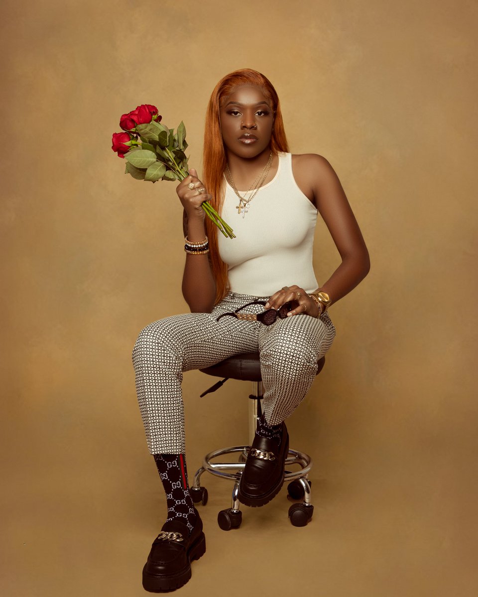 bankrollcass's tweet photo. Ain’t nun 𝕞𝕚𝕕 about my 𝟸𝟶s 🌹 https://t.co/umMAWA5qy6