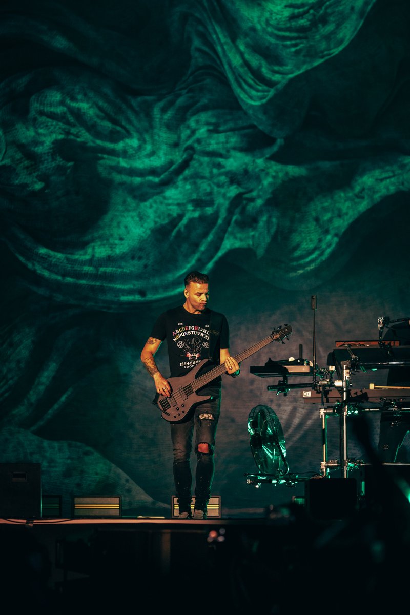 museband's tweet photo. 🇲🇽 MEXICO CITY 🇲🇽 First of two shows at the legendary @ForoSolOficial tonight, doors open at 4.30PM, @TheWarningBand2 at 8PM and we're on at 9PM. 
📸 • @theworkofjar https://t.co/0H6zELMRLO
