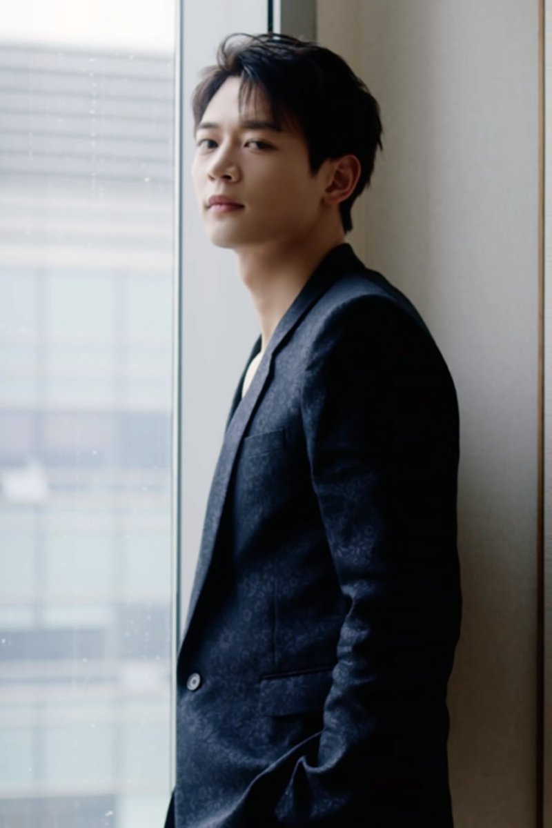 Zeph4a's tweet photo. #boyfriendreveal 

🤣 I mean I doubt Minho would EVER look my way but I can dream right? https://t.co/EfxtnH39Ep