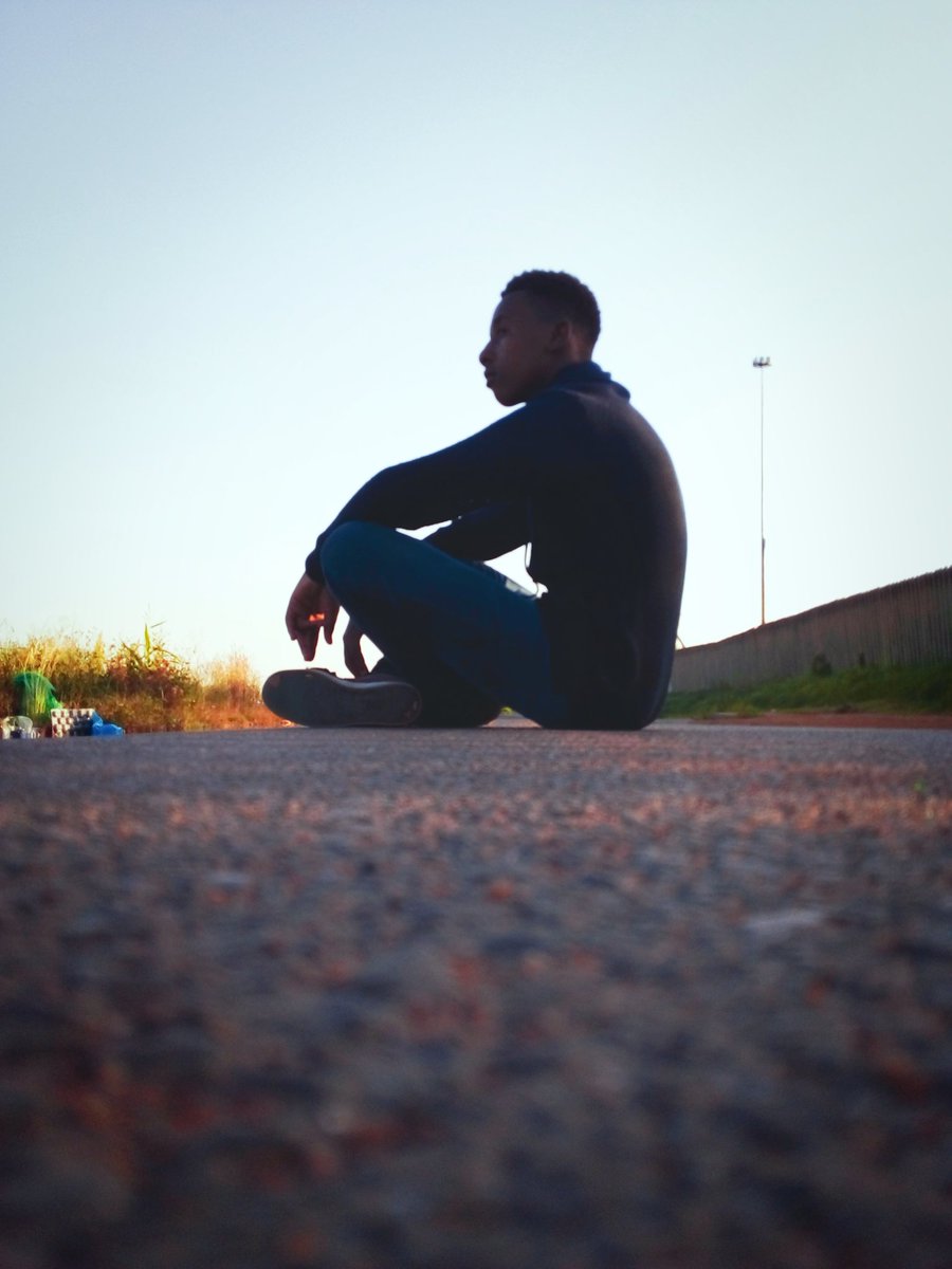 MapaxMothumedi's tweet photo. My best friend in crime @ItsLNX20
#wallpaper #Sunset #photography #unique ❤😍😅 https://t.co/jpGf95SPKS