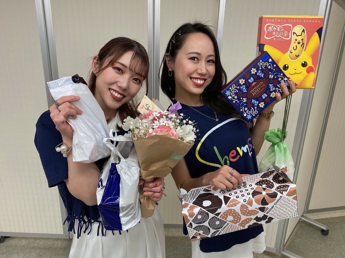 shems_unit's tweet photo. ふるさと祭り東京🏮2023
@東京ドーム
物販では、皆さんとたくさんお話ができて嬉しかったです❣️
素敵なプレゼントや差し入れも本当にありがとうございました🙇♂️
ステージの写真や感想など、是非メンションして教えてくれたらとっても喜びます🥰🫶
#ふるさと祭り #ふるさとステージ #shems. https://t.co/2Qh6OV4WaT