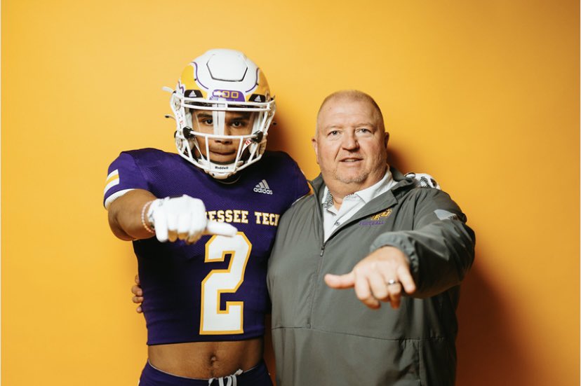 terrance_dedmon's tweet photo. After a great visit I’m blessed to receive an offer from Tennessee Tech💜💛🦅 @TTU_CoachA @coachbhatfield @CSmithScout @_UHS_Football https://t.co/QuyW3ZtWlo