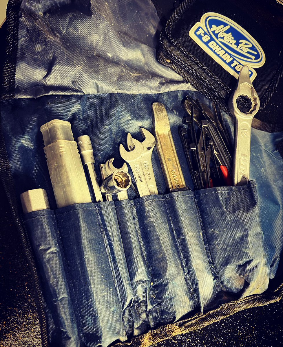 Two7Five's tweet photo. Finally cleaning the @dakar tool kit. Still full of sand. Everything you need in this little tool roll to pull a (or at least my..) #FR450 #Husqvarna #Rally down in the desert 🏜. #WorkshopTime #TheToolRollContinues https://t.co/8owAgRx7YB