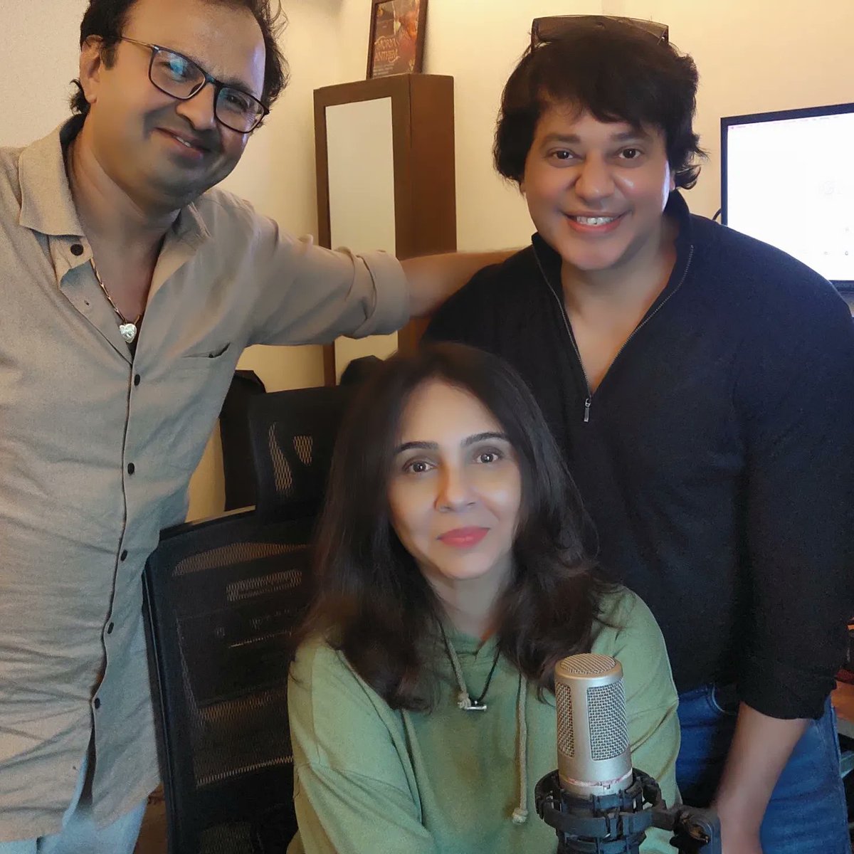 KapilKaustubhS's tweet photo. We complete the background music score of our #webseries #MargaoFile. Thank you @nikhilkamathcio n your team for the fabulous score n @suchitrak for the lovely lyrics... A #suspense #murdermystery #thriller featuring #ZeenatAman #PallaviJoshi #KituGidwani #SuchitraKrishnamoorthi https://t.co/dEpSoJJ7bE
