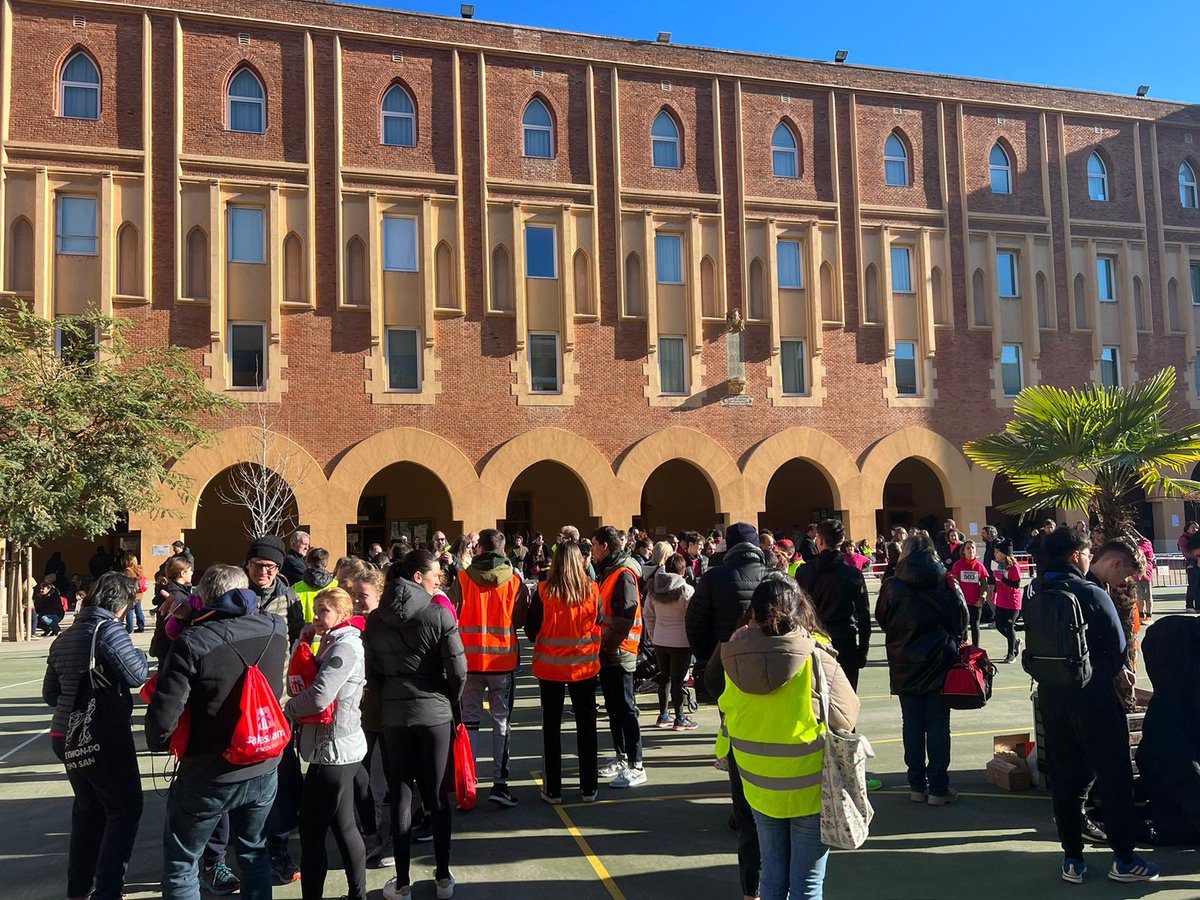 La carrera solidària The Bosco Run 2023 ha estat un èxit! 🏃‍♀️
 
👉 Organitzada per <a href="/salesianssarria/">Salesians Sarrià</a> i amb la col·laboració de l'escola <a href="/salesianes/">Salesianes Sarrià</a> Santa Dorotea, ha estat la 7a edició d'aquesta carrera solidària, que destinarà els beneficis al projecte ‘Repassem Junts’.