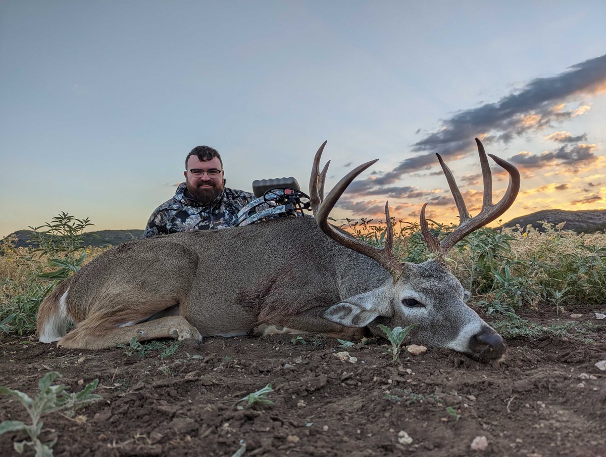 kryptekoutdoors's tweet photo. Texas does it right!
#kryptek #eastmans
@eastmans @zackgleeson https://t.co/4PkCmsHhUJ