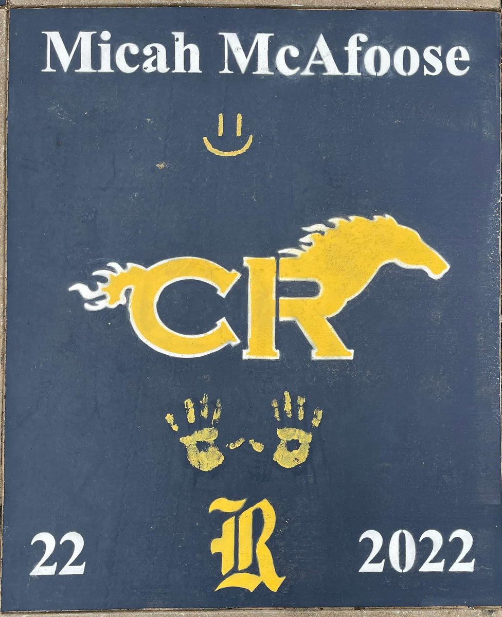 Mustangs_AT's tweet photo. The loss of an athlete, past or present, leaves a hole in a community and Micah left his mark on so many. Our thoughts are with his friends, teammates, teachers, coaches and, of course, his family. 🕊️2️⃣2️⃣ https://t.co/DQqBNRblxw