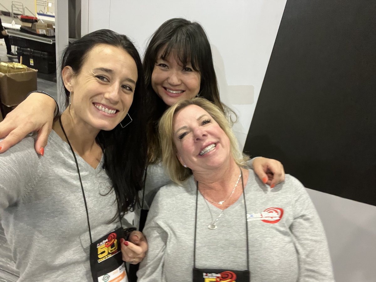 DianaLudwig7's tweet photo. It was such an incredible week at SHOT SHOW 2023. It was hands down the best one I’ve ever been to. I work with the best people in the industry hands down #shotshow #wearthebestvest #PointblankBodyArmor #PointblankEnterprises #gouldandgoodrich #firsttactical https://t.co/g1iZ4ZZCHv