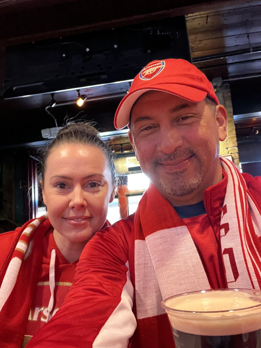 ARGonzalez22's tweet photo. @Arsenal and @austingooners are ready!
#COYG #MyPLMorning https://t.co/CYUZsr8yIY