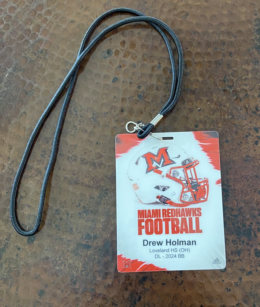 Drew_Holman11's tweet photo. @ACruse15 @R_Redinger4 @ajthejuicy84 @LHS_TigerFB @coachjbronowski @Martin_Miami_HC @zackmay_  Had a great experience at @MiamiOHFootball junior day! Love hearing from @CoachBrechin, “Bet on yourself.” That means have confidence in your self, only you know what you can do. https://t.co/EtCM8iFw8w