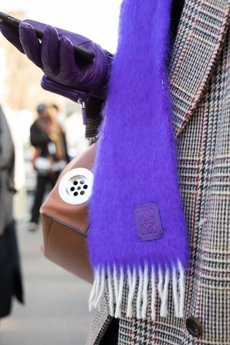 Marie_Merlet's tweet image. Street Style during Paris Fashion Week Men's 
.
.
.
#parisfashionweek #pfw #LOEWE #streetstyle #photography