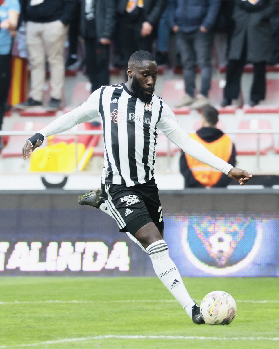 Important to win this game. We go again 🖤🔥