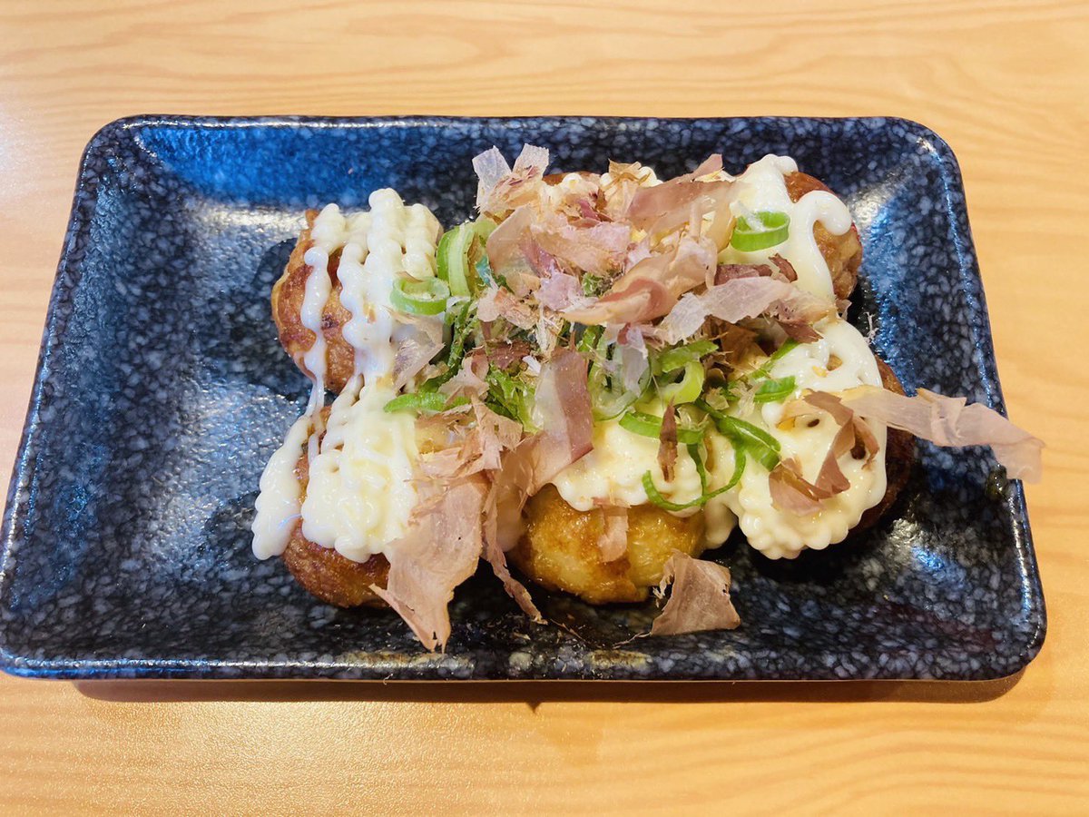0508hinoe's tweet photo. 久しぶりにお店でたこ焼き食べた💕
関西最高😏✨ https://t.co/t5GLwRAe7O