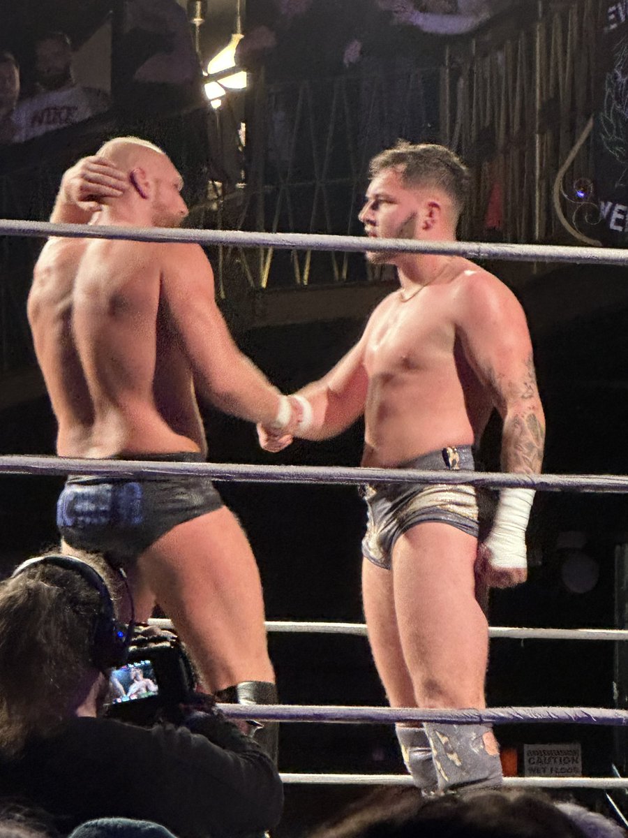 jrg1990's tweet photo. The up and comer has done it.
@RKJ450 announces that this is the year he puts his name on the map in @ThisIs_Progress.
Heβs cashing in his #NPS8 win for an Atlas Title match ON HIS BIRTHDAY: Feb 26th back at the Electric Ballroom!!
#StartSpreadingTheNews https://t.co/jQC6c22L03